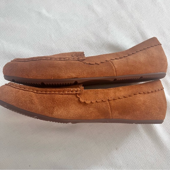 Vionic women’s suede sherpa shearling orthopedic slippers 9.5 - Picture 13 of 13